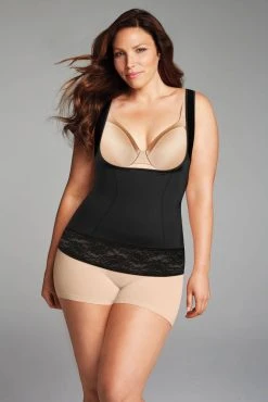 Maidenform Muotoileva Toppi Curvy Firm Foundations