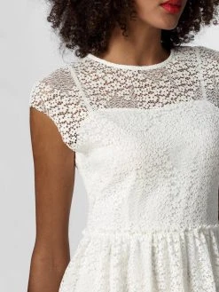 Apart Mekko 67021 -GUESS myymälä 2001002945526 2