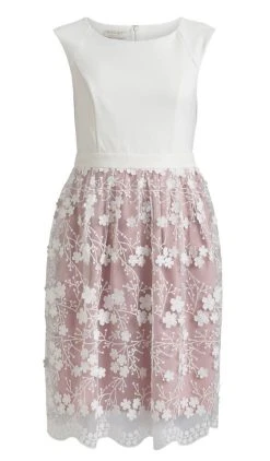 Apart Mekko 50649 8 Apart Mekko 50649 -GUESS myymälä 2001003613981 2