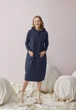 Papu Mekko Giant Hoodie -GUESS myymälä 2001003641786 2