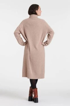 Create Neulemekko Tove -GUESS myymälä 2001003856715 2