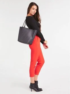 Guess Kääntölaukku Alby Toggle Tote 13 Guess Kääntölaukku Alby Toggle Tote -GUESS myymälä 2001003921451 4