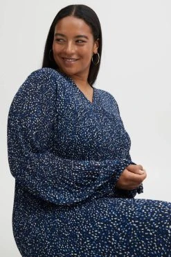 Fransa Plus Mekko 20612362 -GUESS myymälä 2001004046160 2