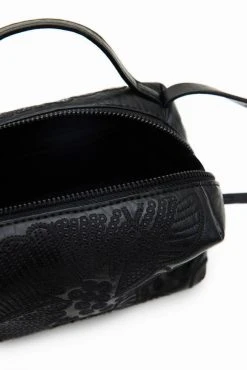 Desigual Laukku 23SAXP49 12 Desigual Laukku 23SAXP49 -GUESS myymälä 2001004229532 3