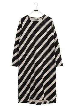 Papu Mekko Mellow Dress Huge Stripe 5 Papu Mekko Mellow Dress Huge Stripe -GUESS myymälä 201436 0 1