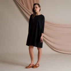 Voglia Mekko Kamilla -GUESS myymälä 233532 0