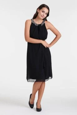 Un Jour Ailleurs Mekko Pricilla -GUESS myymälä 240769 0
